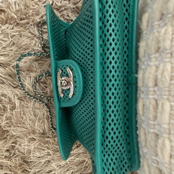CHANEL Up in the Air Medallion Flap Bag Perforated Purse Emerald Green HOST PICK - Picture 13 of 16